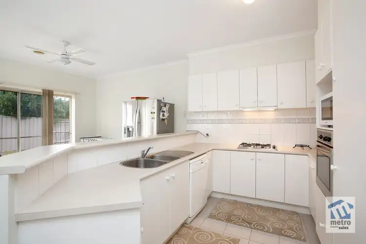 41 Wattletree Drive, Taylors Hill VIC 3037