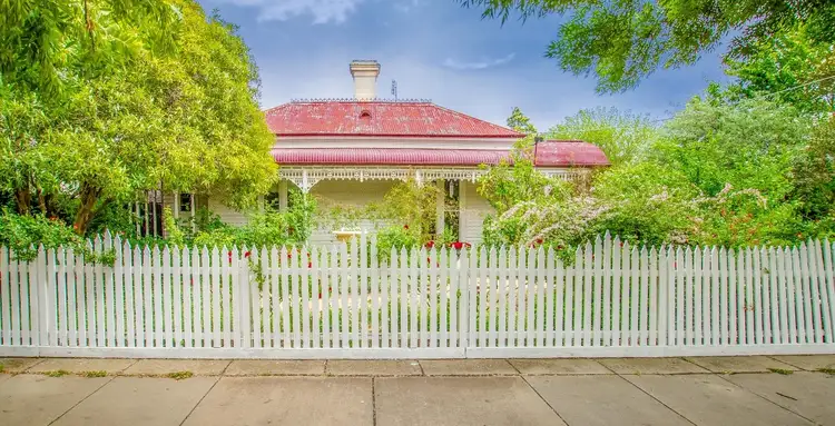 61 Hare Street, Echuca VIC 3564