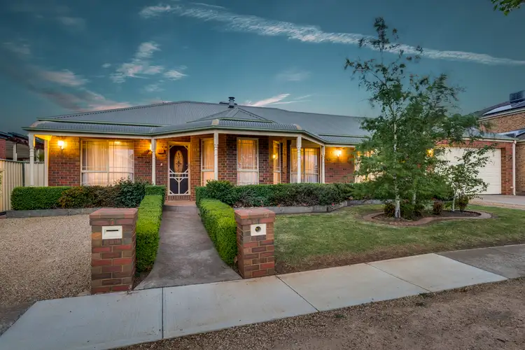 62 Landscape Drive, Hillside VIC 3037