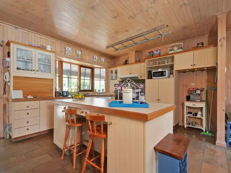 Sixth view of Homely house listing, 2 Protea Place, Traralgon South VIC 3844