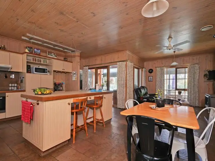 Seventh view of Homely house listing, 2 Protea Place, Traralgon South VIC 3844