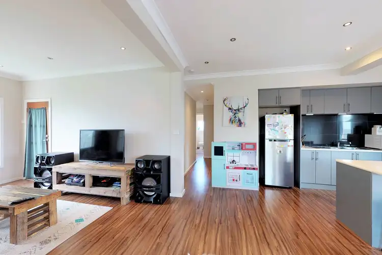 Fifth view of Homely house listing, 2 Willis Crescent, Traralgon VIC 3844