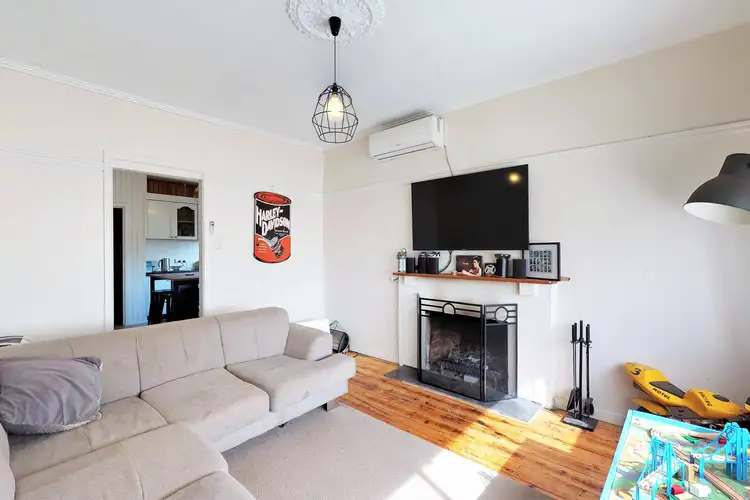 Fifth view of Homely house listing, 4 Saunders Crescent, Traralgon VIC 3844