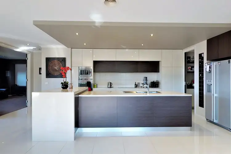 Second view of Homely house listing, 6 Claremont Close, Traralgon VIC 3844