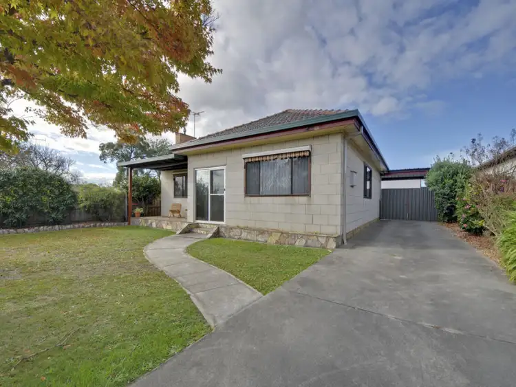 Second view of Homely house listing, 6 Park Lane, Traralgon VIC 3844