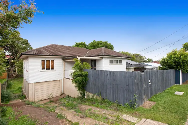 87 Holland Road, Holland Park QLD 4121
