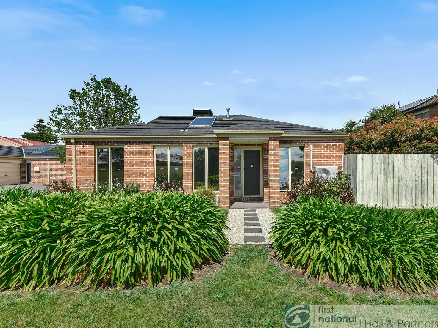 Main view of Homely unit listing, 4/11 Caron Close, Hallam VIC 3803
