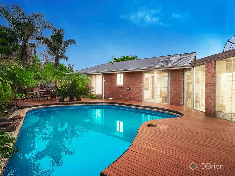 12 Botany Court, Dingley Village VIC 3172