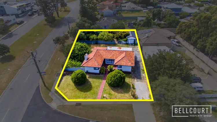 2 Collick Street, Hilton WA 6163