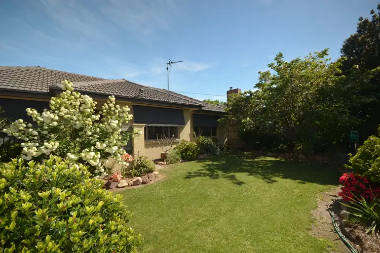 16 Mary Street, Bairnsdale VIC 3875