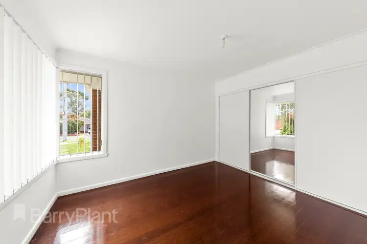 Fifth view of Homely unit listing, 2/53 Shirley Street, St Albans VIC 3021