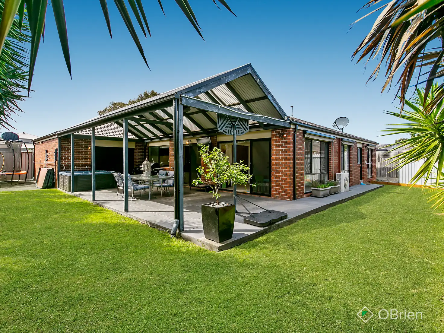 Main view of Homely house listing, 4 Castlereagh Street, Carrum Downs VIC 3201