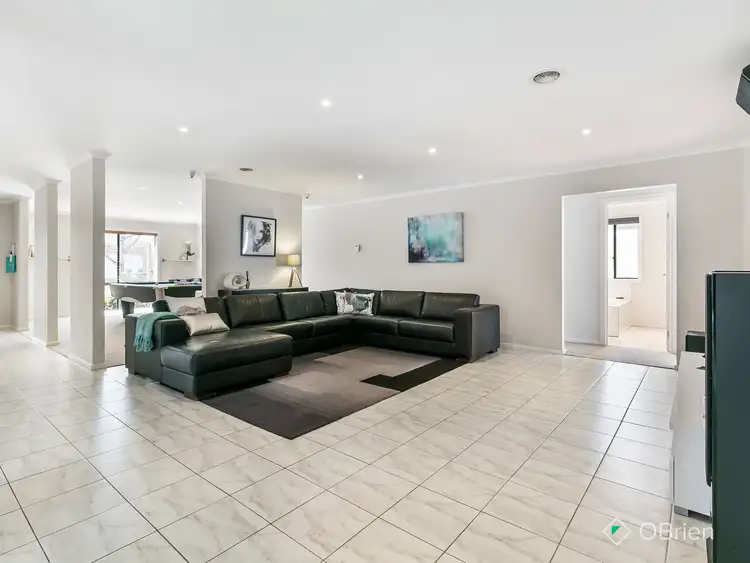 Second view of Homely house listing, 4 Castlereagh Street, Carrum Downs VIC 3201