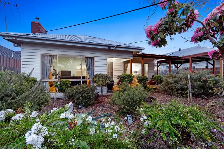 16 Glenbrook Avenue, Bonbeach VIC 3196
