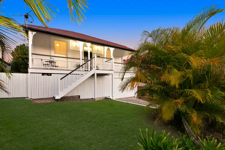 26 Thomas Street, Greenslopes QLD 4120