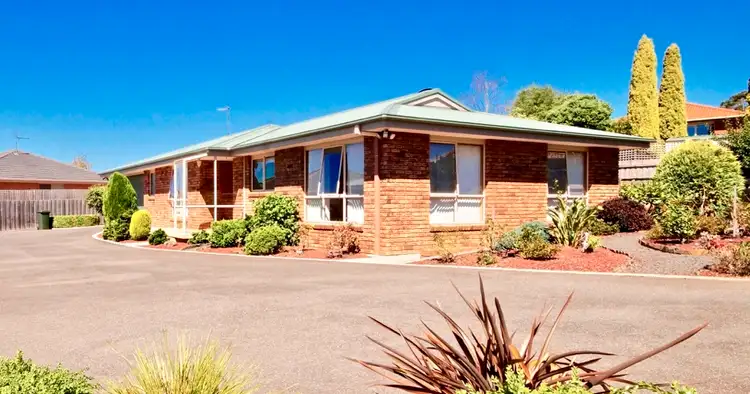 2/33 Arden Avenue, Devonport TAS 7310