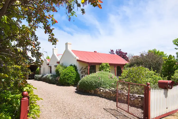 10 Gainsborough Street, Castlemaine VIC 3450