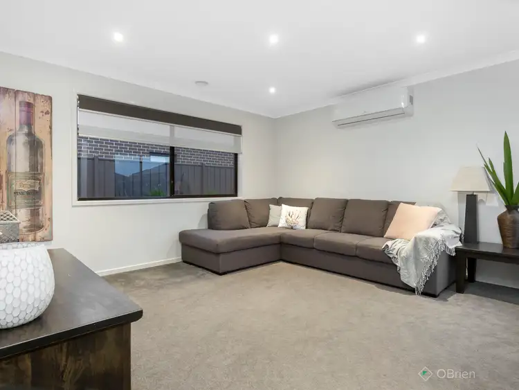 Fourth view of Homely house listing, 3 Walbrook Drive, Clyde North VIC 3978