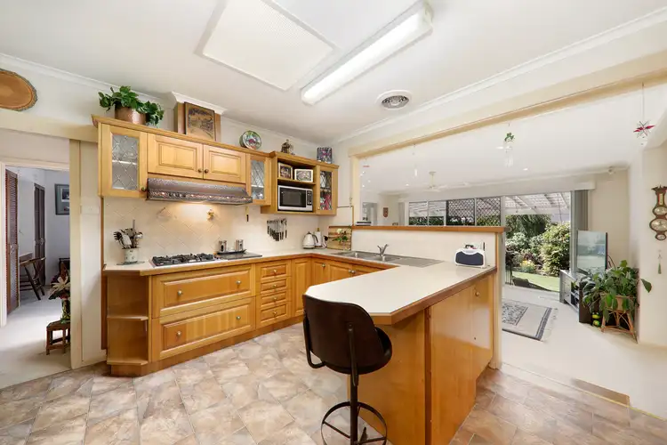 Fourth view of Homely house listing, 3 Essington Court, Mulgrave VIC 3170