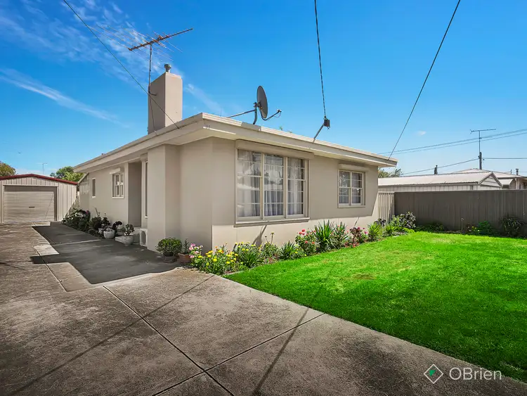 93 Waitara Grove, Norlane VIC 3214