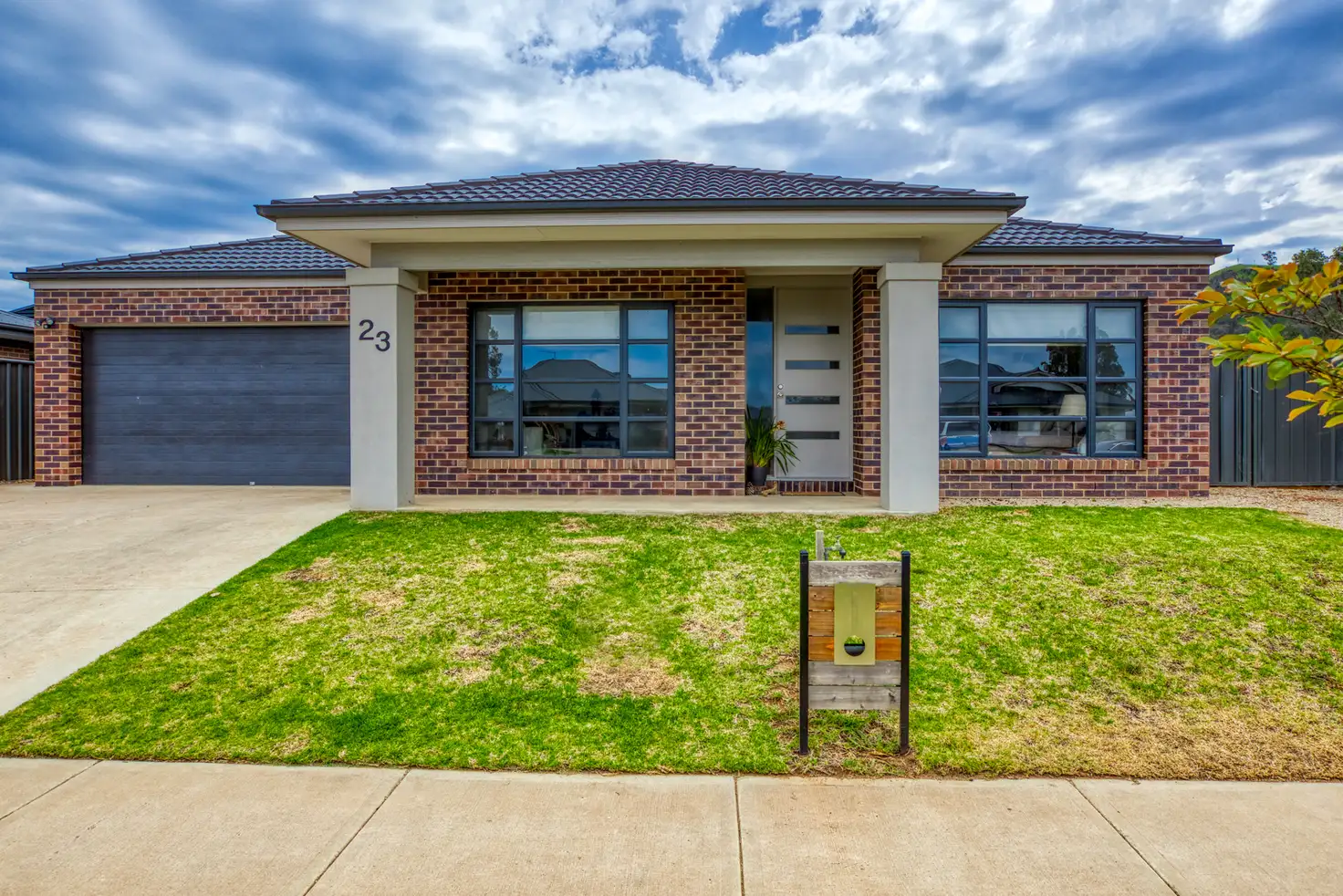 Main view of Homely house listing, 23 Kirby Drive, Wodonga VIC 3690