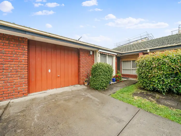 4/18-20 Brunt Street, Cranbourne VIC 3977