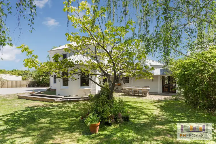 6 Michael Street, Kennington VIC 3550