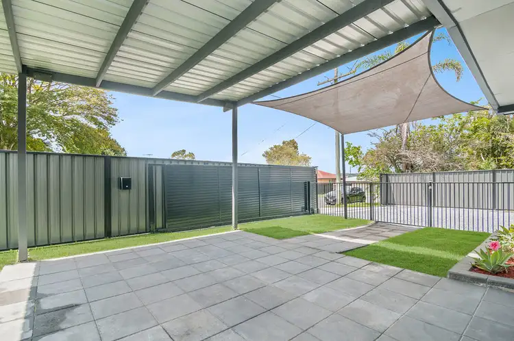 12 Rudge Street, Woodridge QLD 4114