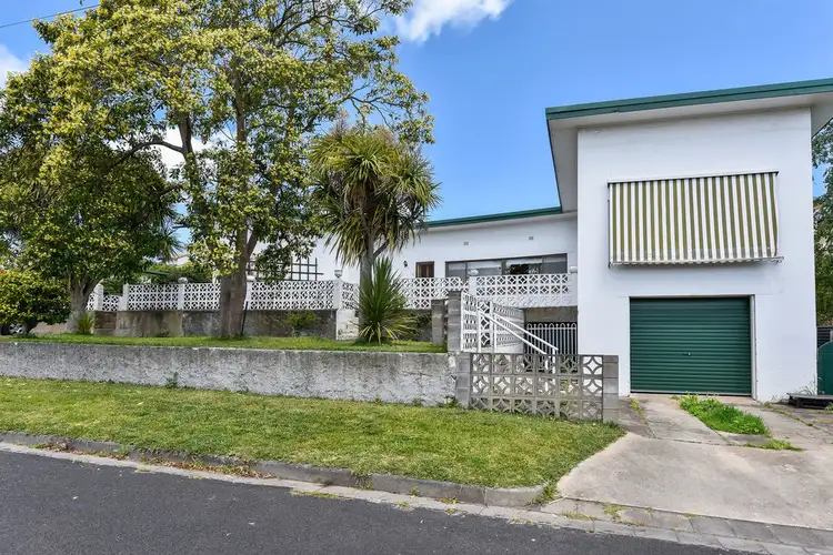 10 Howland Street, Mount Gambier SA 5290