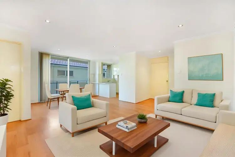 8/33 Sir Thomas Mitchell Road
