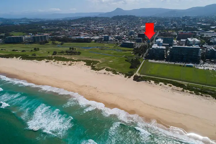 Sixth view of Homely townhouse listing, 4/13 Bank Street, Wollongong NSW 2500