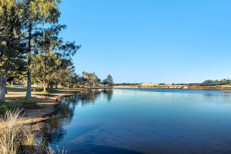 Fourth view of Homely villa listing, 6 Seaview Parade, North Narrabeen NSW 2101