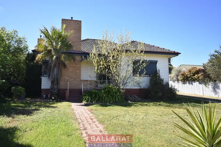 100 Gillies Street, Maryborough VIC 3465