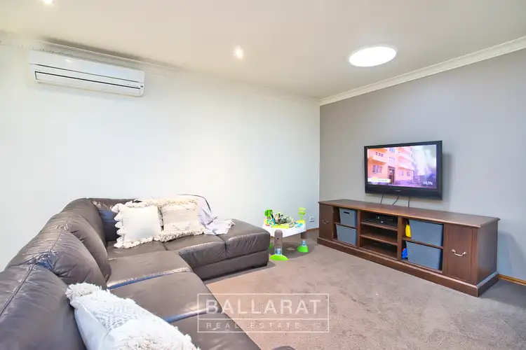 Fourth view of Homely house listing, 3 Waldie Close, Wendouree VIC 3355