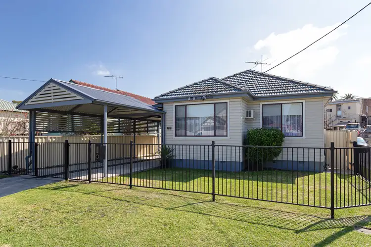 38 Myola Street, Mayfield NSW 2304