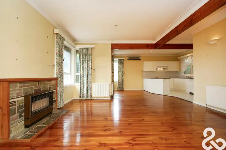 Fifth view of Homely house listing, 2 Bradshaw Street, Kingsbury VIC 3083