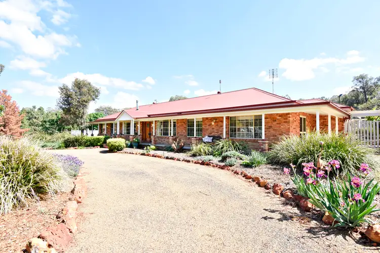 13L Debeaufort Drive, Dubbo NSW 2830