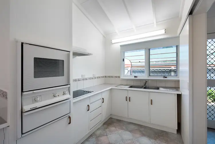 Fifth view of Homely unit listing, 1/8 Halford Street, Castlemaine VIC 3450