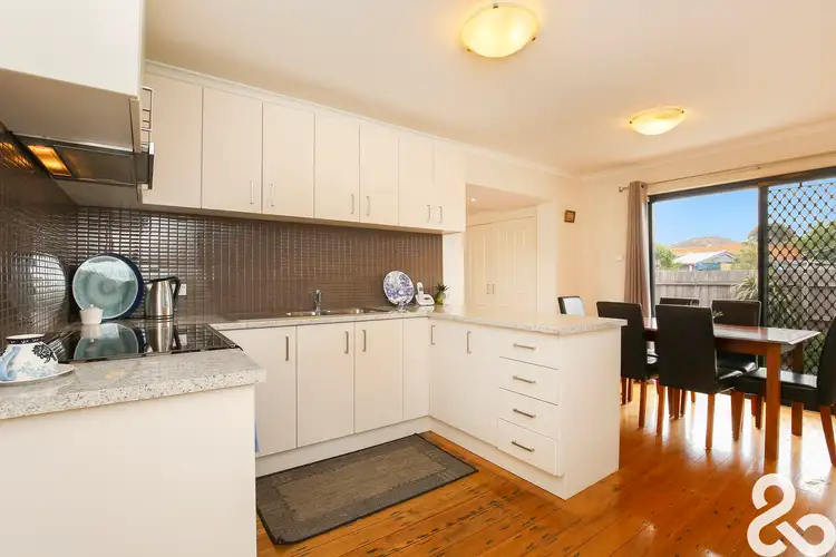 Sixth view of Homely house listing, 11 Willard Court, Lalor VIC 3075
