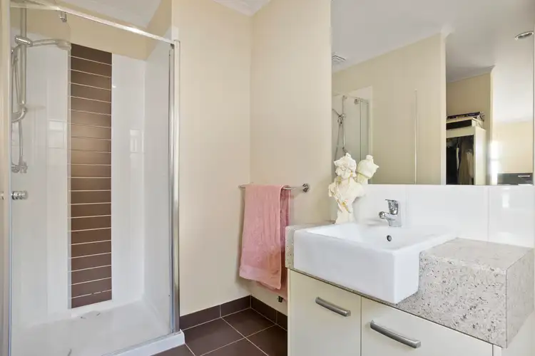 Fifth view of Homely house listing, 10 Doolan Street, Maddingley VIC 3340