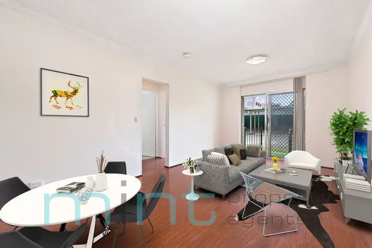 4/2 Evelyn Avenue, Concord NSW 2137
