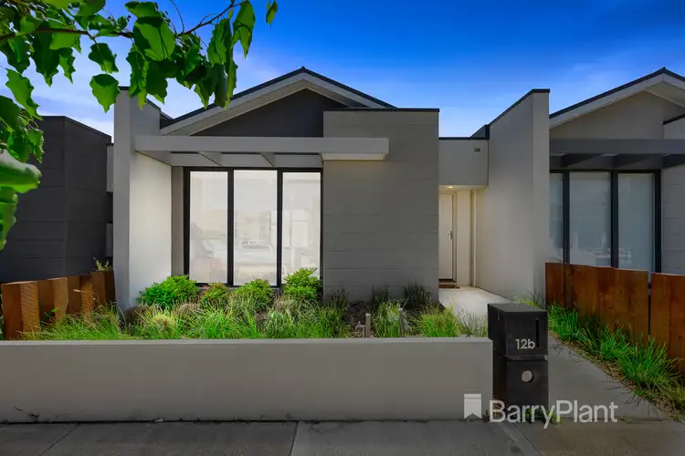 12B Miniata Way, Manor Lakes VIC 3024