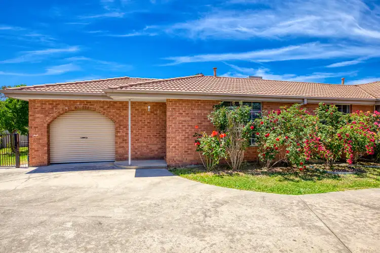 Main view of Homely townhouse listing, 1/8 Conway Court, Wodonga VIC 3690