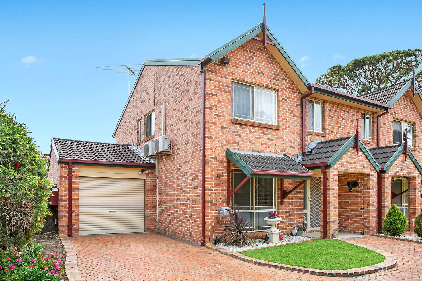 Main view of Homely townhouse listing, 6/11 Owen Jones Row, Menai NSW 2234