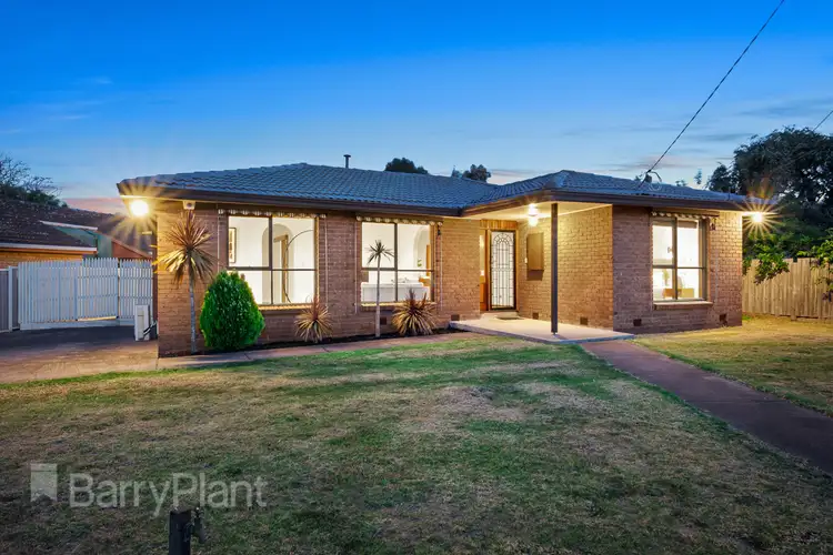 Second view of Homely house listing, 4 Bundeena Avenue, Kealba VIC 3021