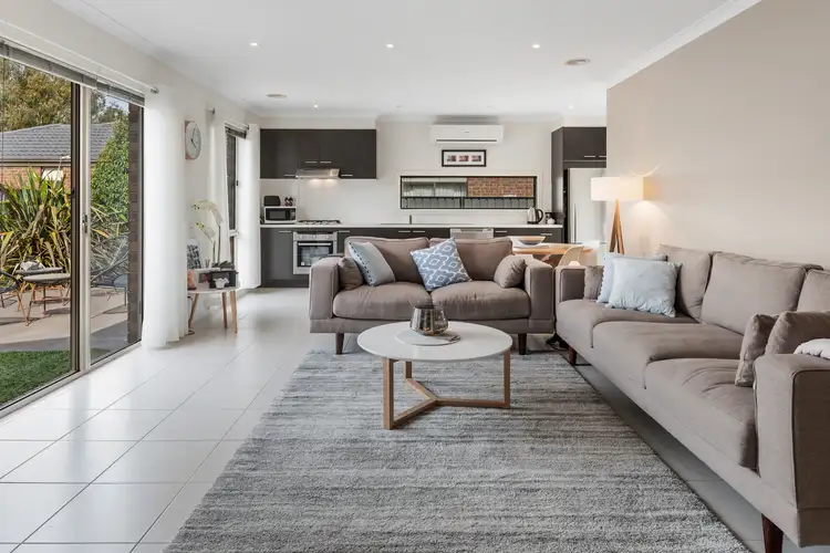 Sixth view of Homely house listing, 8 Thatcham Lane, Craigieburn VIC 3064