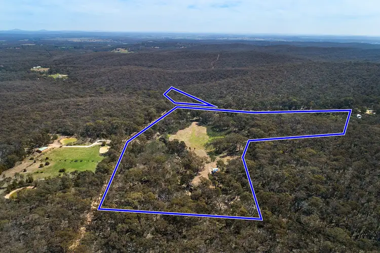 423 White Gum Track, Fryerstown VIC 3451