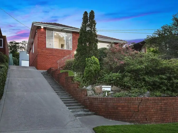 17 Illawong Street, Lugarno NSW 2210