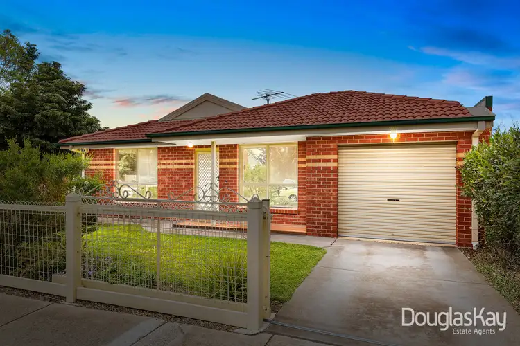 1/27 Bardsley Street, Sunshine West VIC 3020