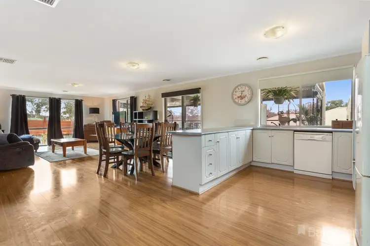 Fourth view of Homely house listing, 8 Julie Court, Kangaroo Flat VIC 3555
